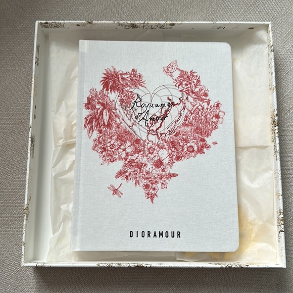 DIOR DIORAMOUR NOTEBOOK - Picture 3 of 6
